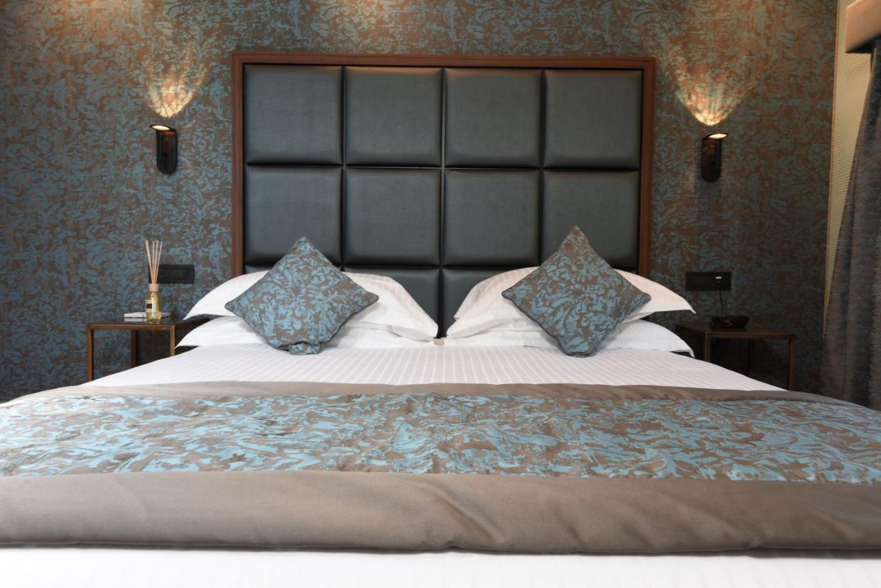 Rosa Salva Suites Венеция Экстерьер фото